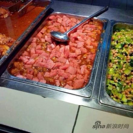 西瓜炒肉成“神菜” 盘点舌尖上的黑暗料理
